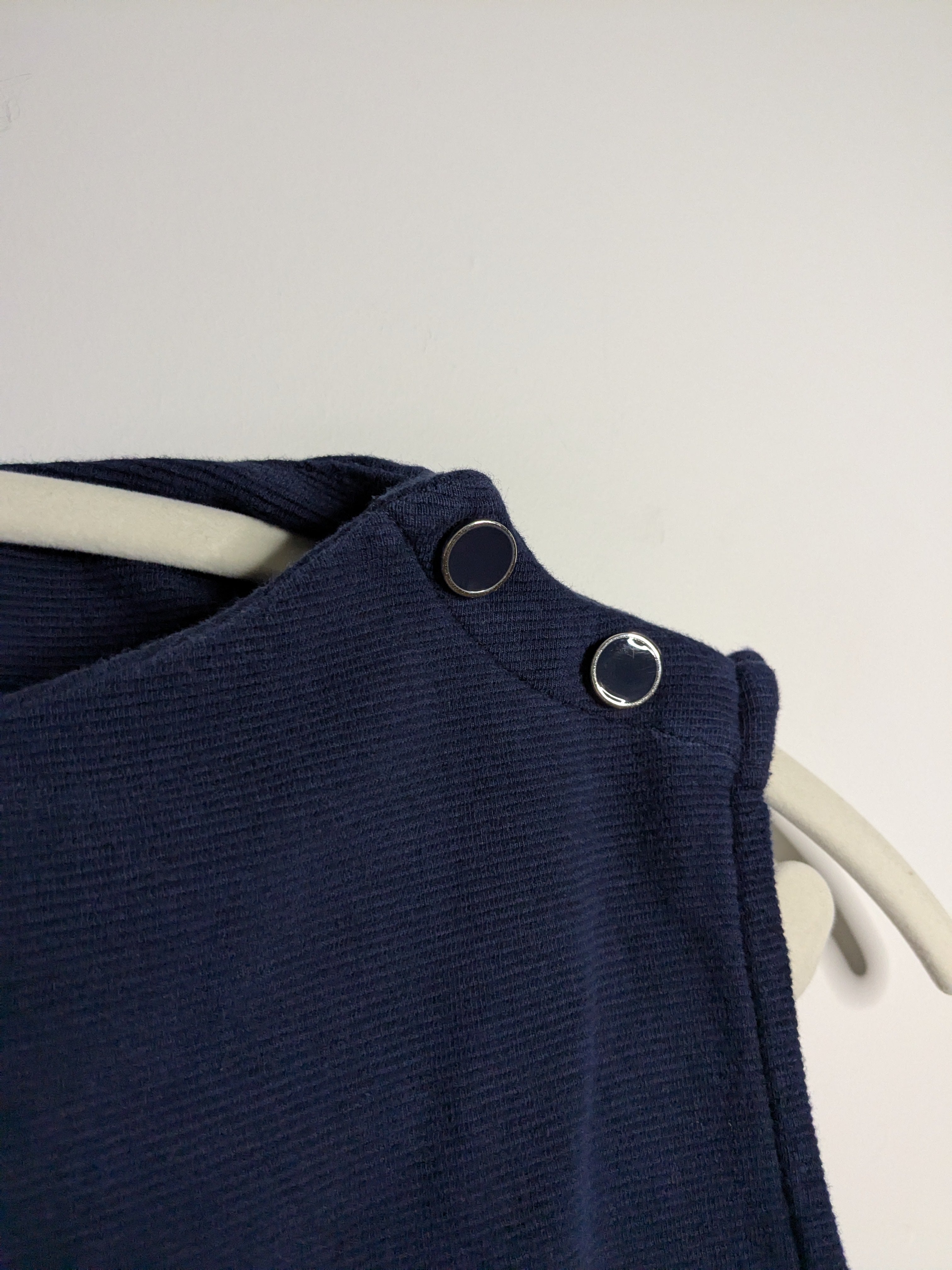 Button Shoulder Tank - Medium Petite