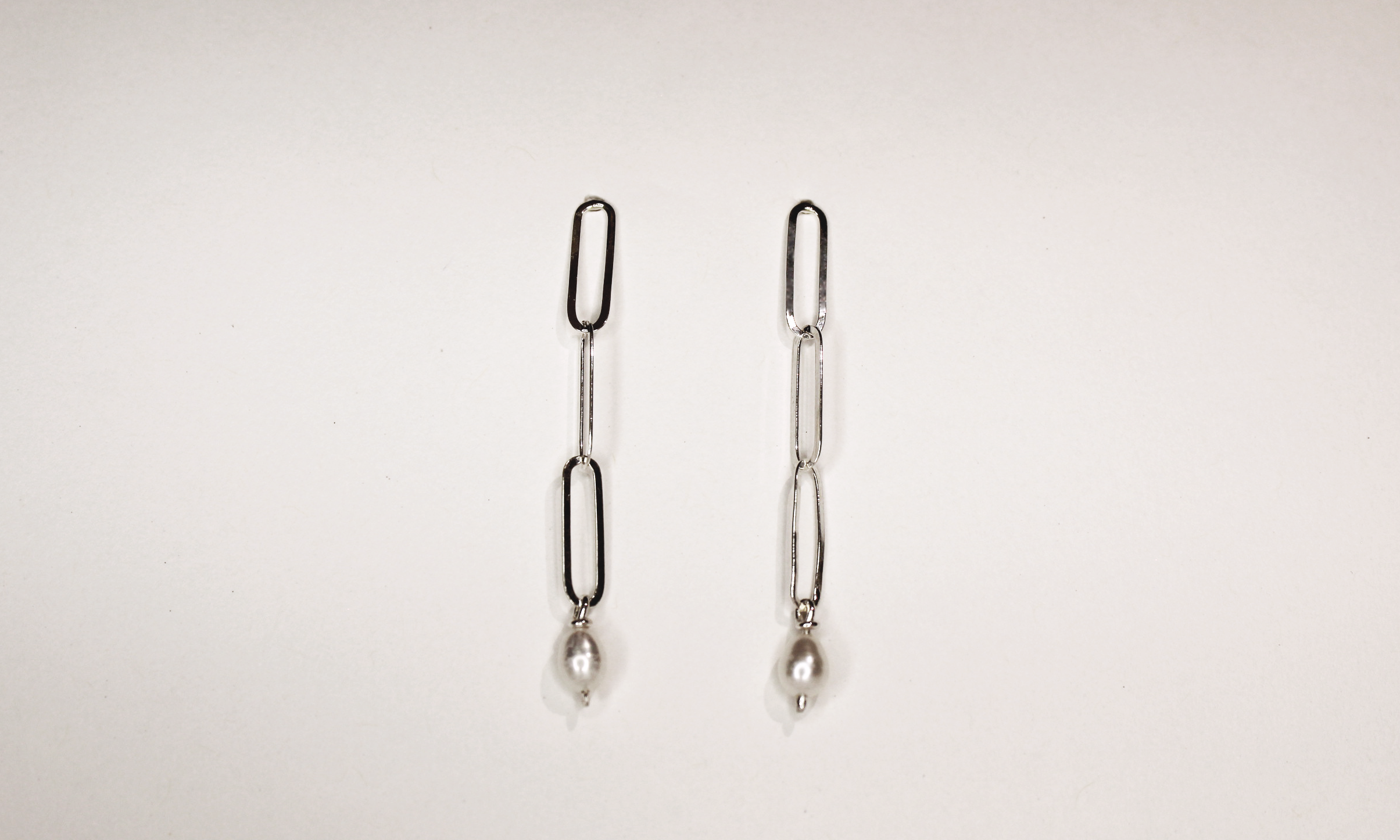 Paperclip Chain Drop Studs
