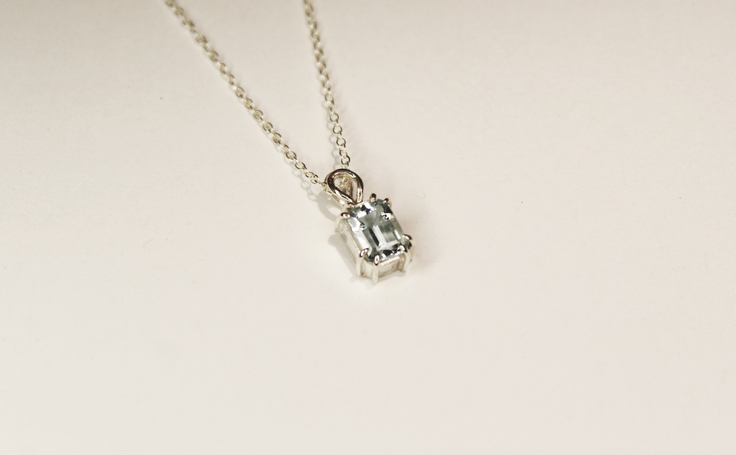 Eleanor Pendant - Aquamarine