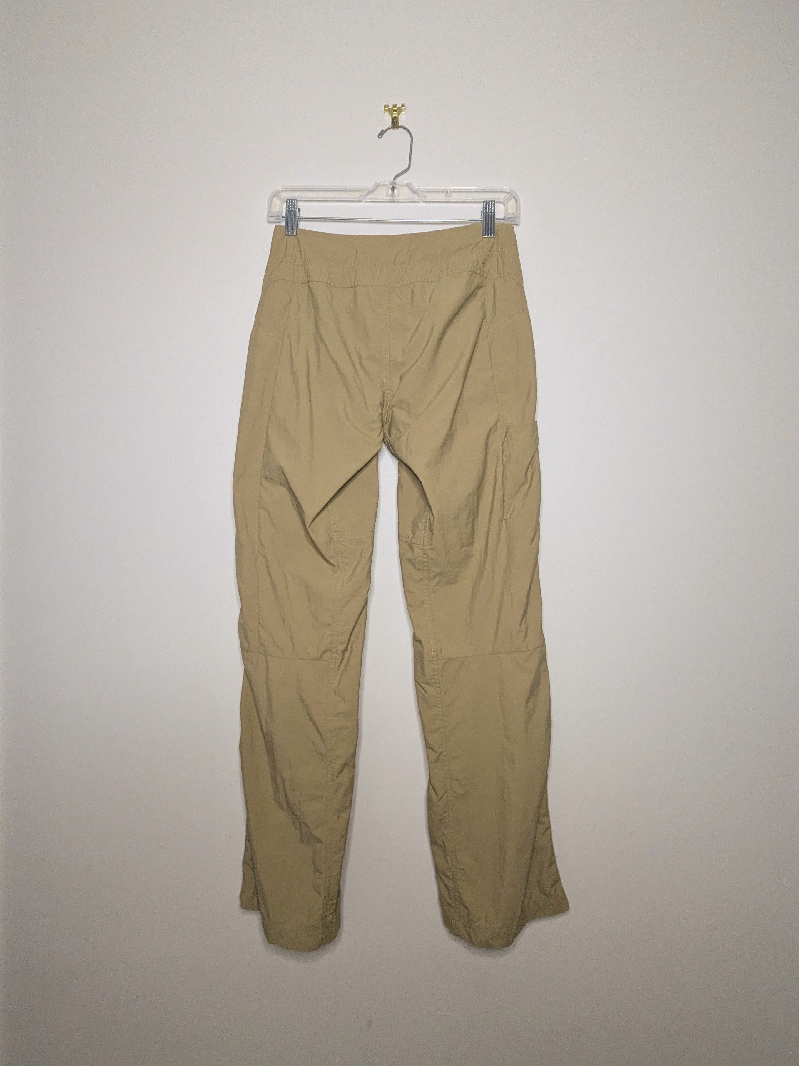 Mountain Hardwear Hiking Cargo Pants - Size 2