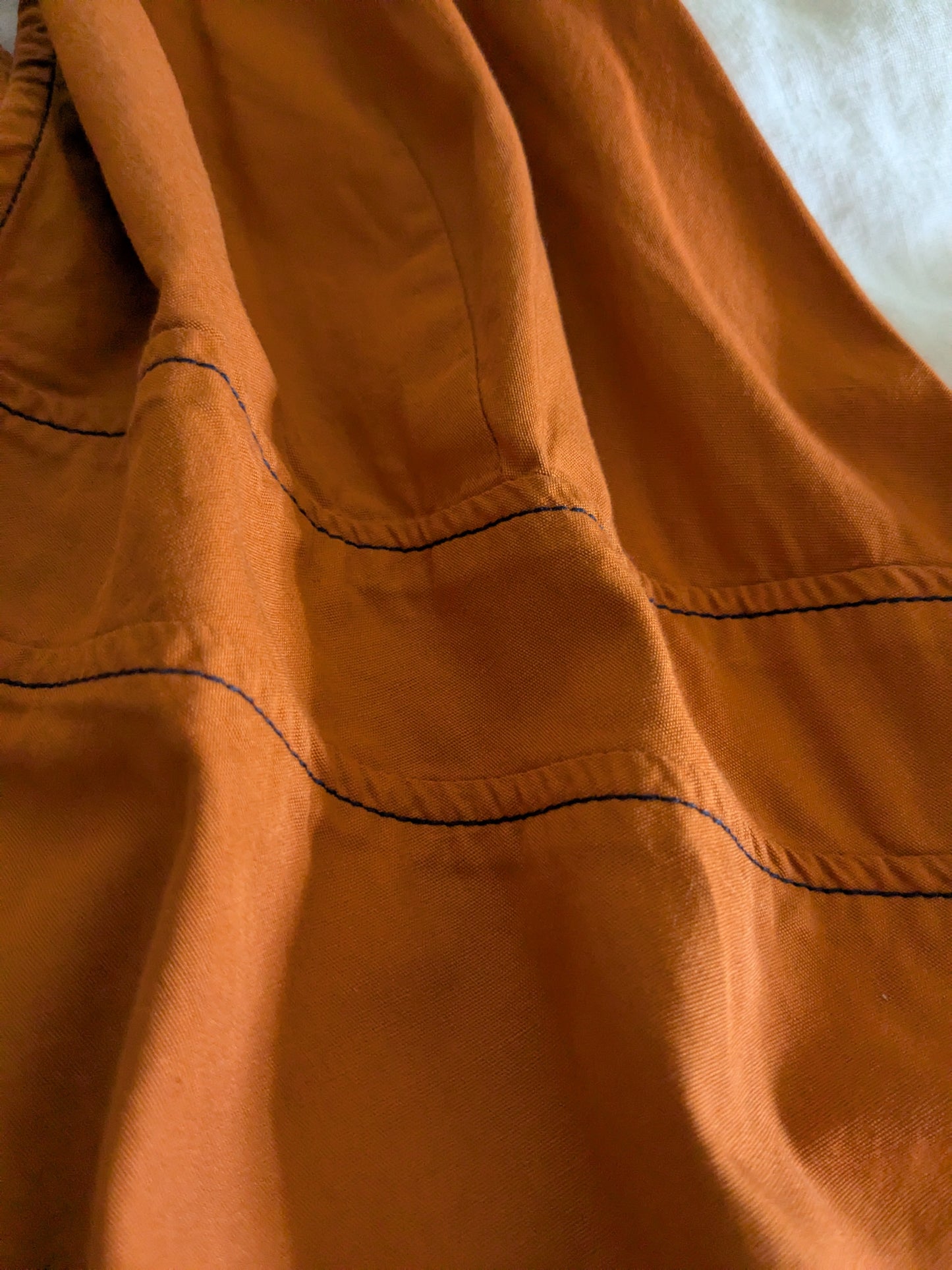 Contrast Stitch Cotton V Neck Dress - Large