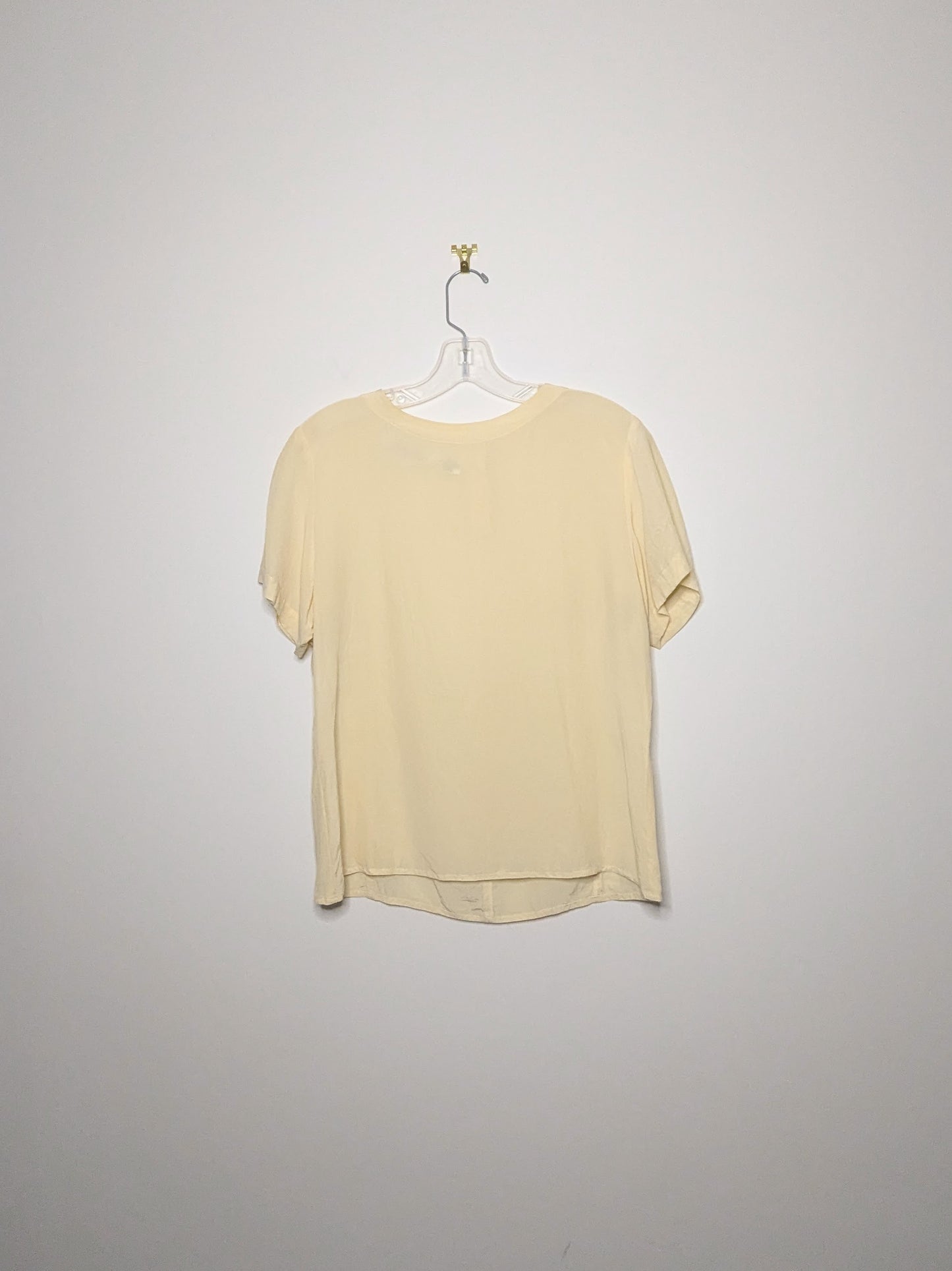 Silk Short Sleeve - Medium